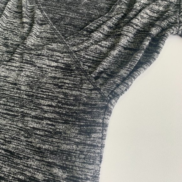 Aritzia Wilfred Free Bodysuit Medium Grey Short Sleeve Jumpsuits - Picture 6 of 14